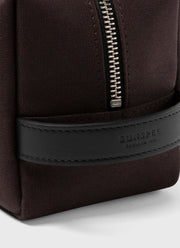 Washbag in Brown