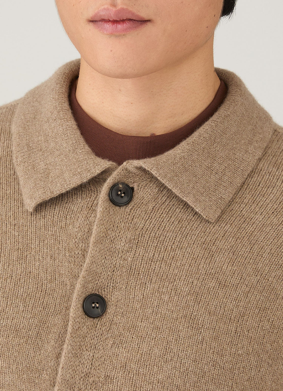 Men's Lambswool Cardigan in Sandstone