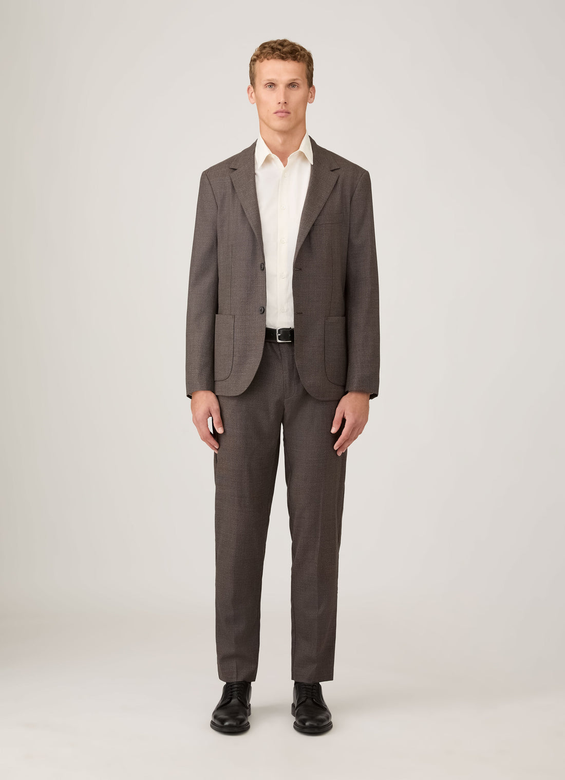 Men's Lightweight Travel Wool Two-Piece Suit in Light Coffee Melange