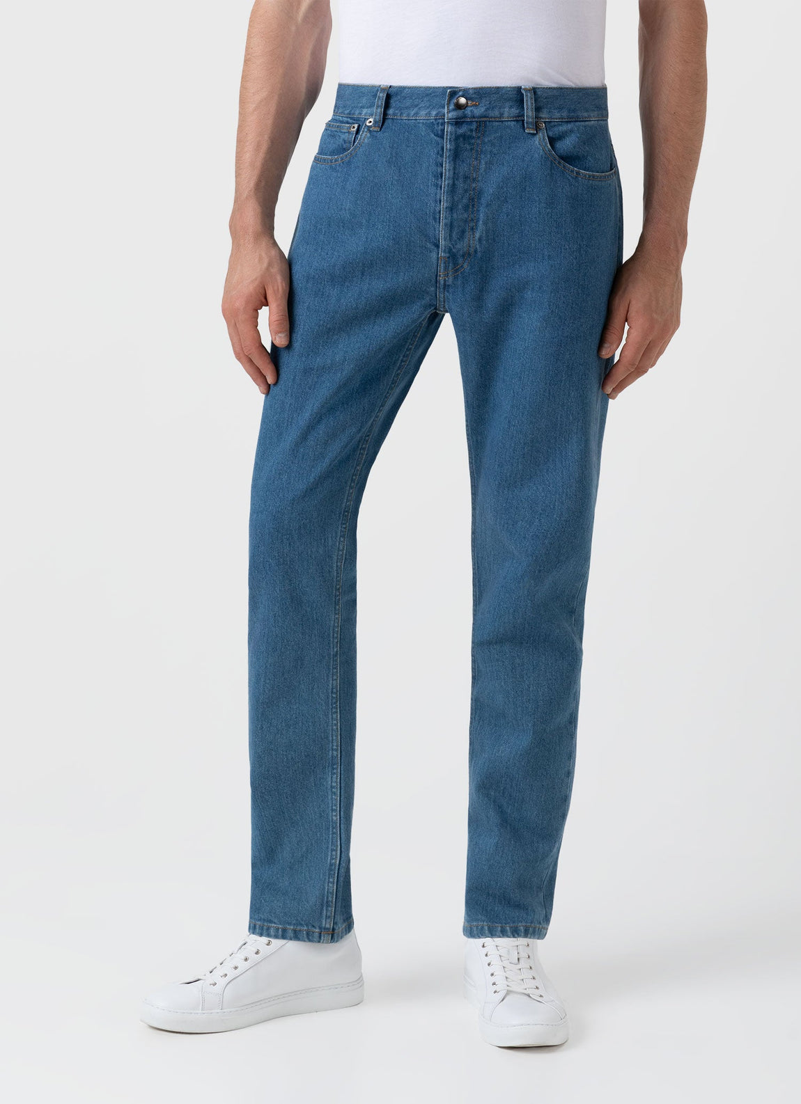 Men's Regular Fit Jean in Denim Mid Wash