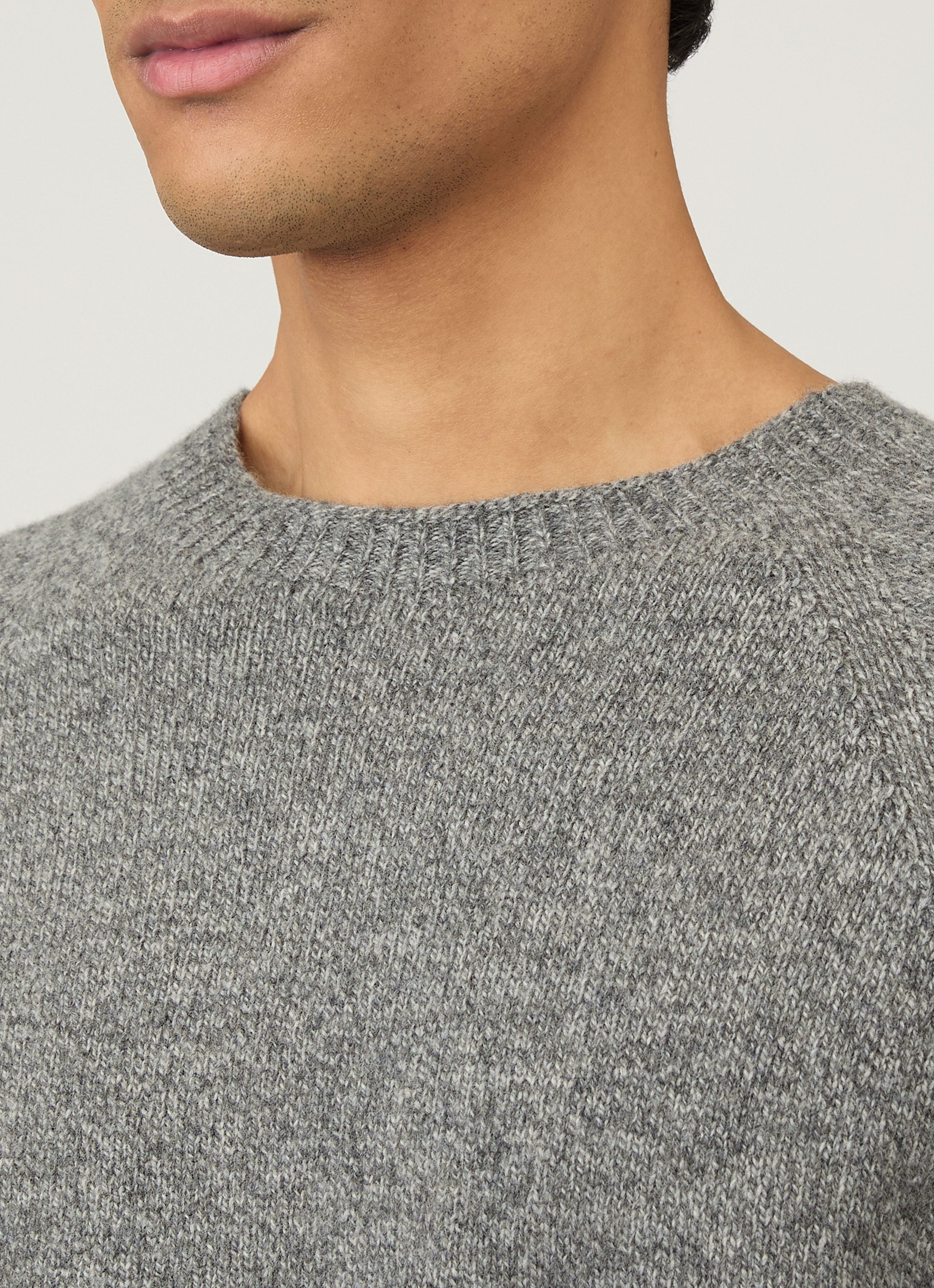 Men's Lambswool Crew Neck Jumper in Mid Grey Melange