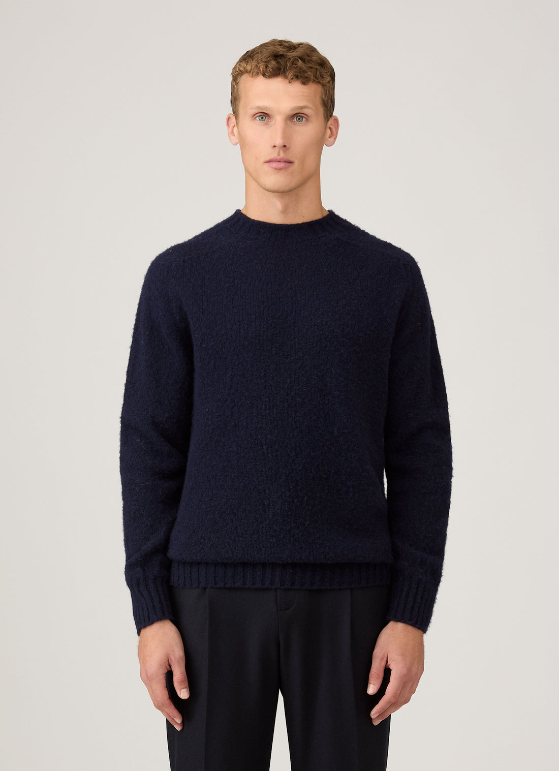 Men's Shetland Crew Neck Jumper in Navy