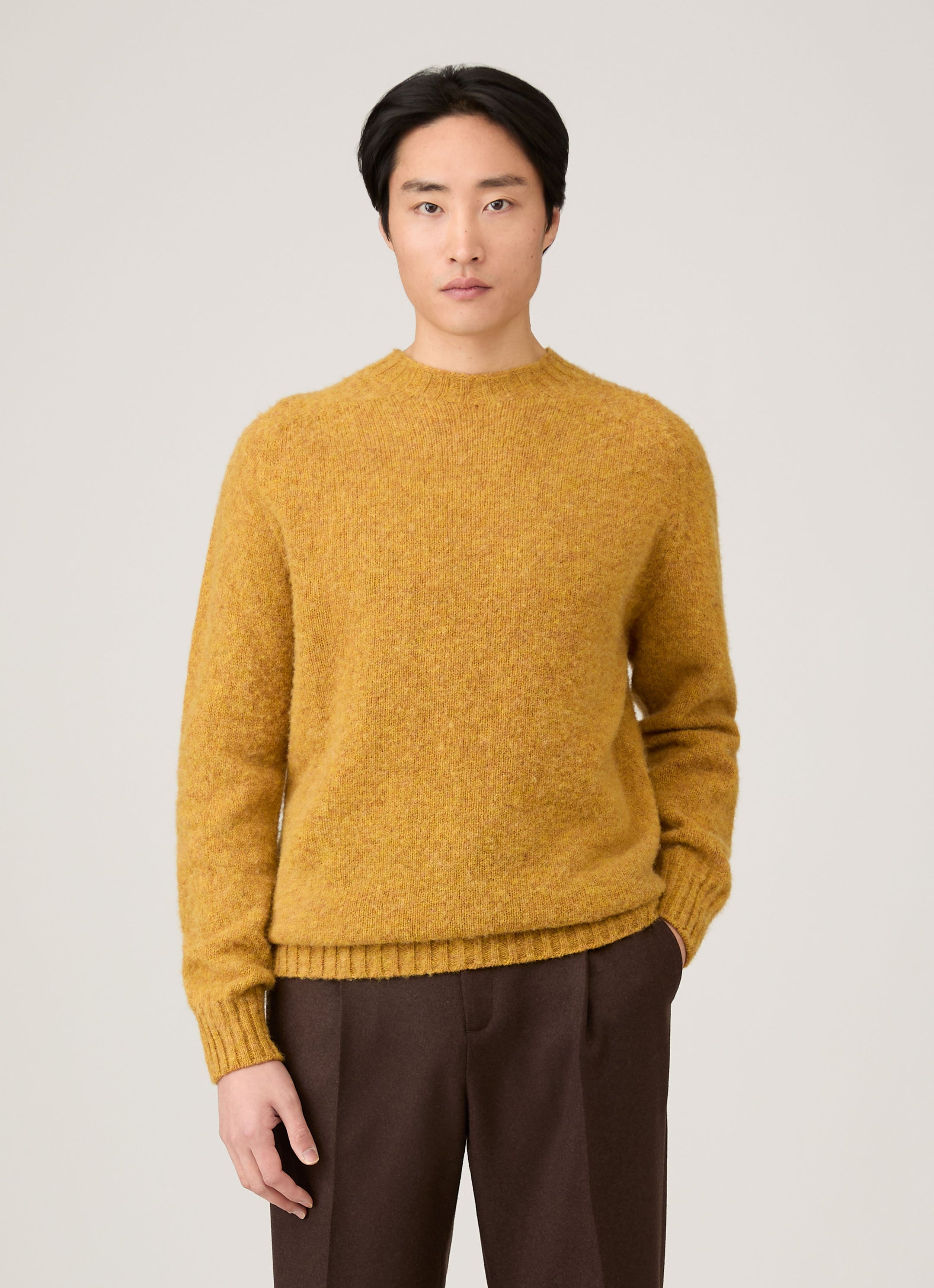 Men's Shetland Crew Neck Jumper in Saffron