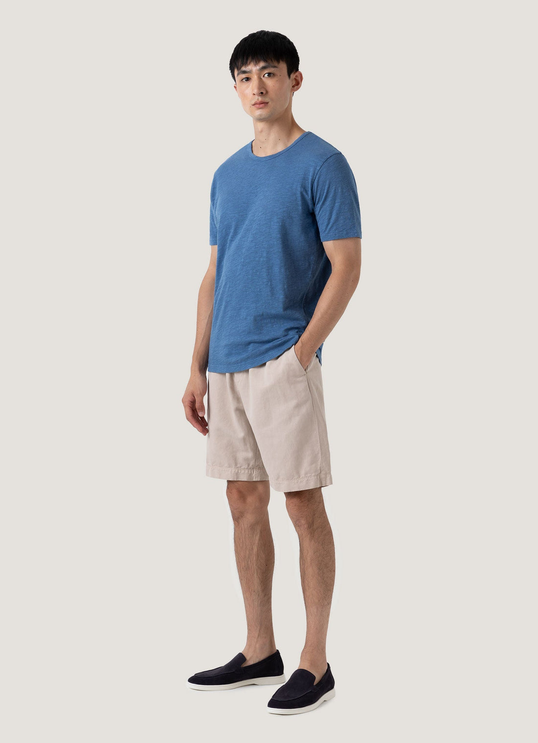 Men's Cotton Linen Drawstring Shorts in Light Sand