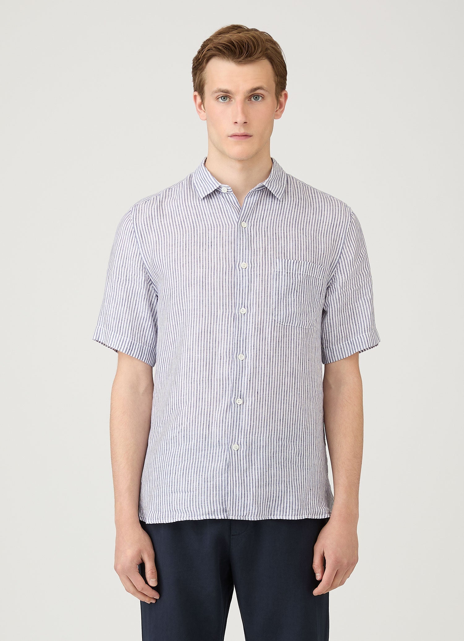 Men's Short Sleeve Linen Shirt in Navy/White
