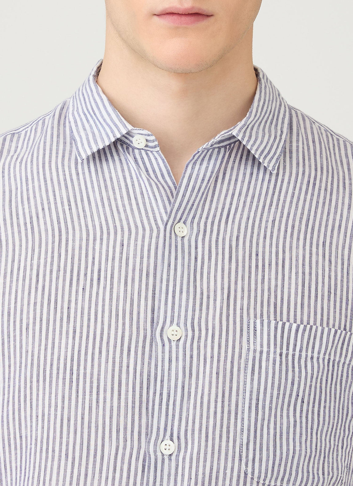 Men's Short Sleeve Linen Shirt in Navy/White Classic Stripe