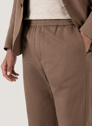 Men's Cotton Linen Drawstring Trouser in Dark Tan