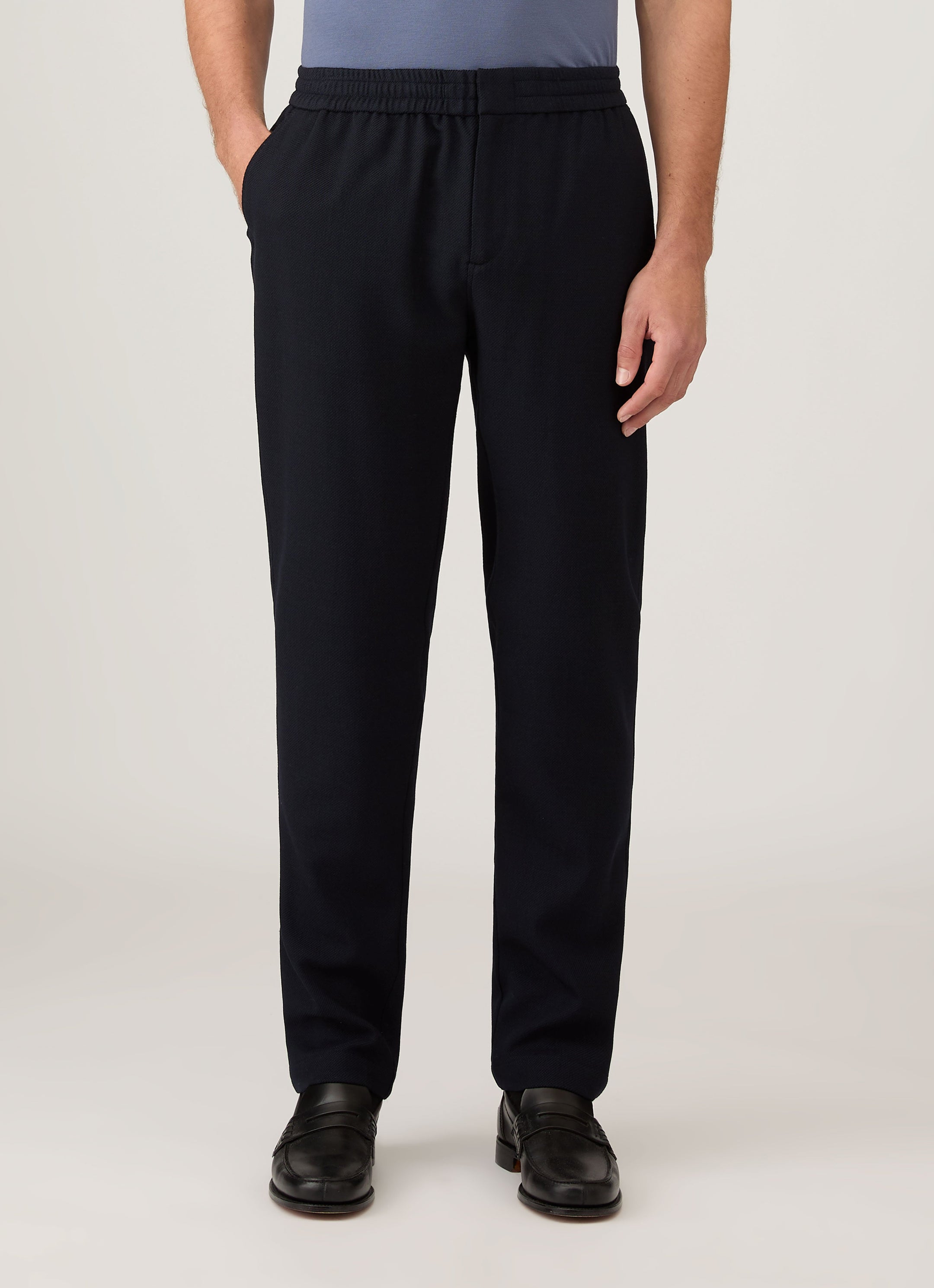 Men's Textured Wool Drawstring Trouser in Navy