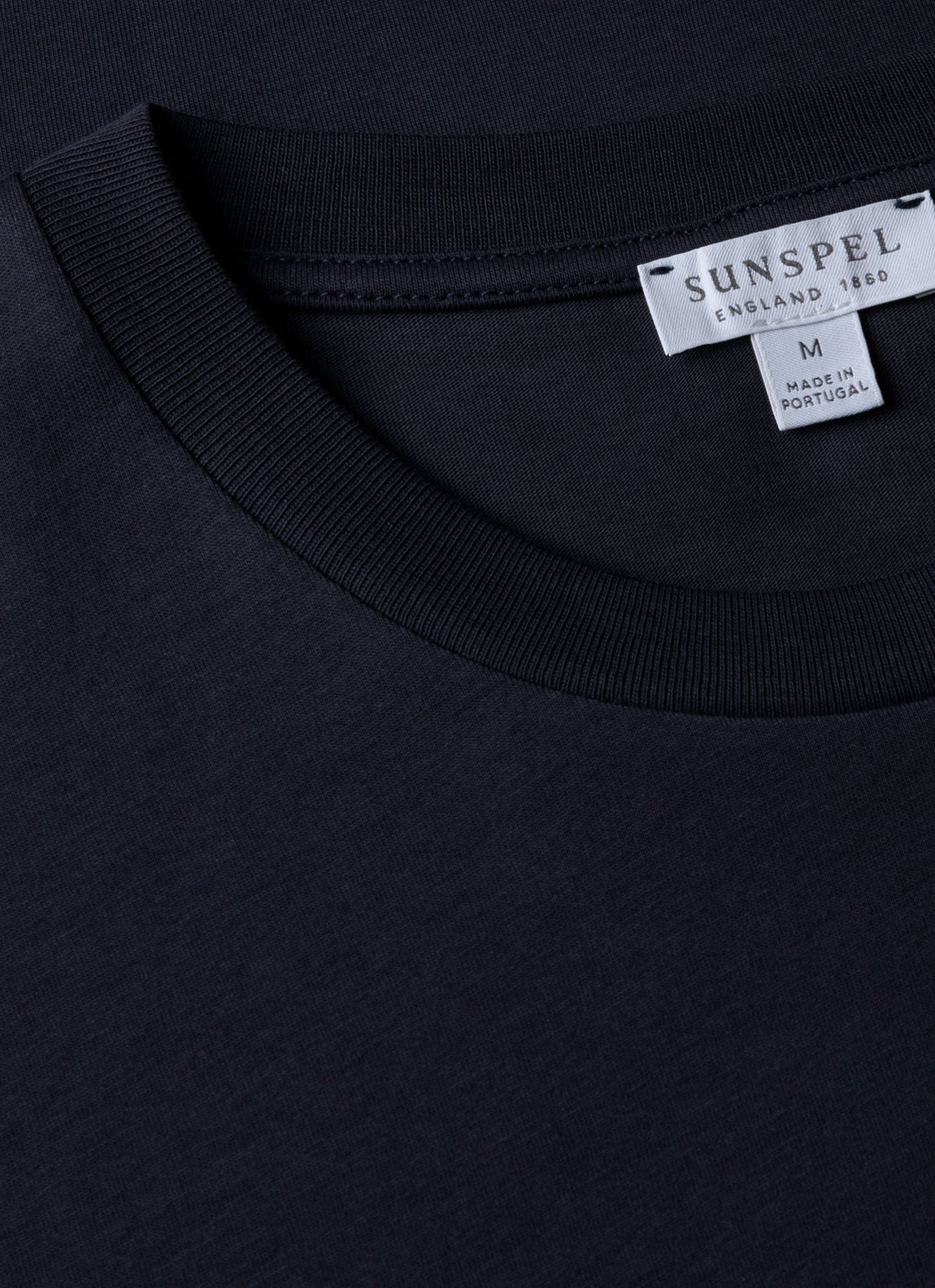 Men's Riviera Midweight T-shirt in Midnight Navy