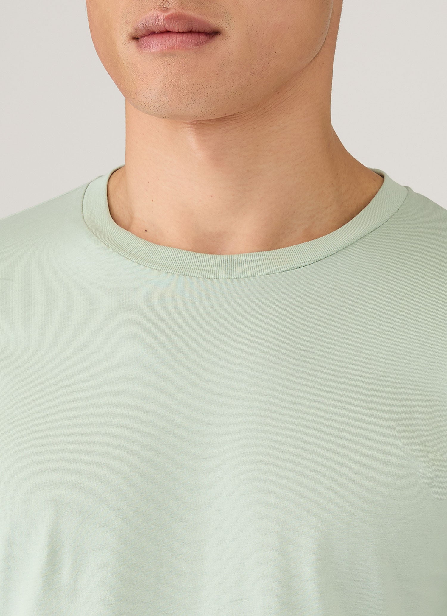 Men's Riviera Midweight T-shirt in Laurel