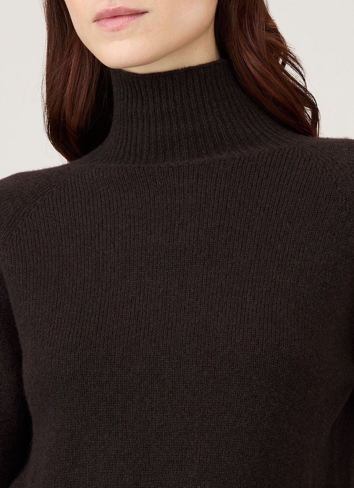 Women's Lambswool Funnel Neck Jumper in Truffle