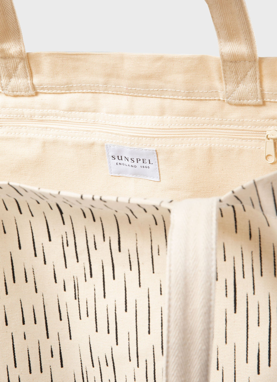 Matt Blease Tote Bag in Off White