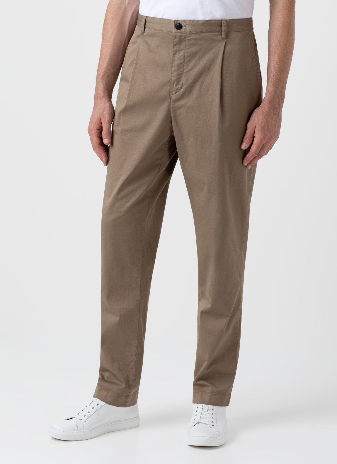 Men's Pleated Twill Trouser in Dark Stone