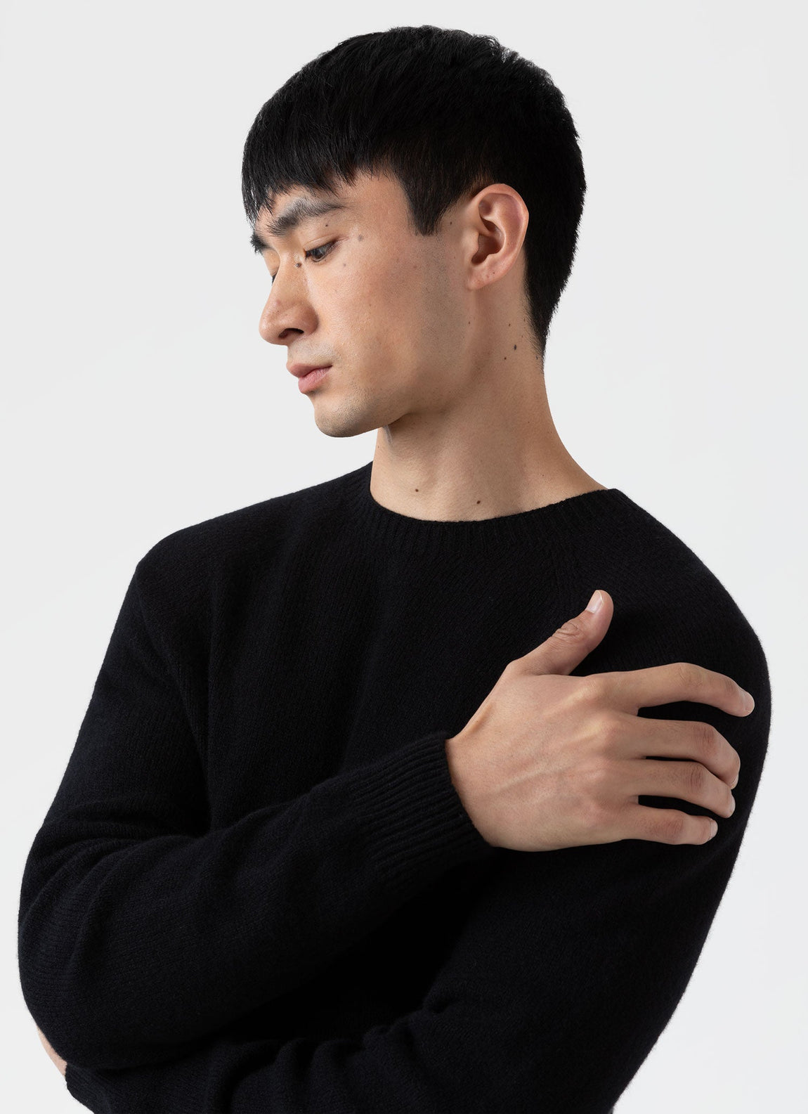 Men's Lambswool Crew Neck Jumper in Black