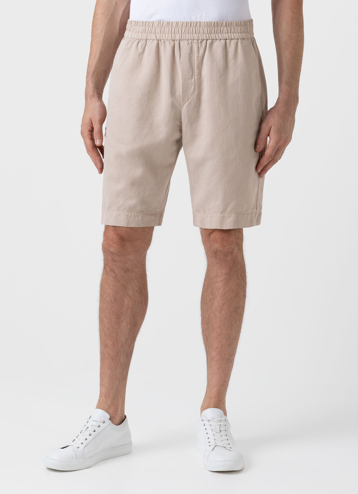 Men's Cotton Linen Drawstring Shorts in Light Sand