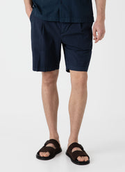Men's Pleated Seersucker Short in Navy