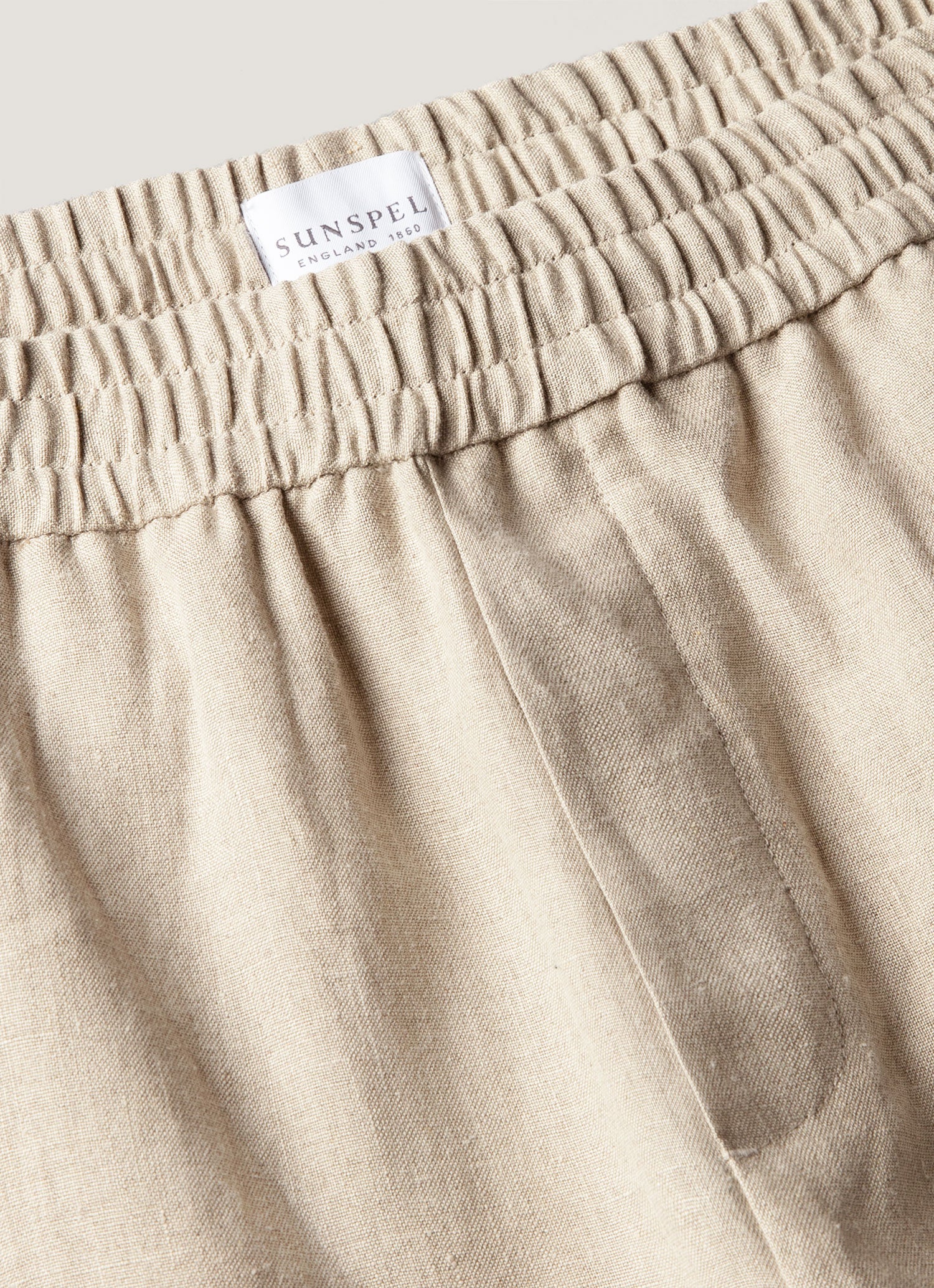 Men's Linen Drawstring Short in Sand