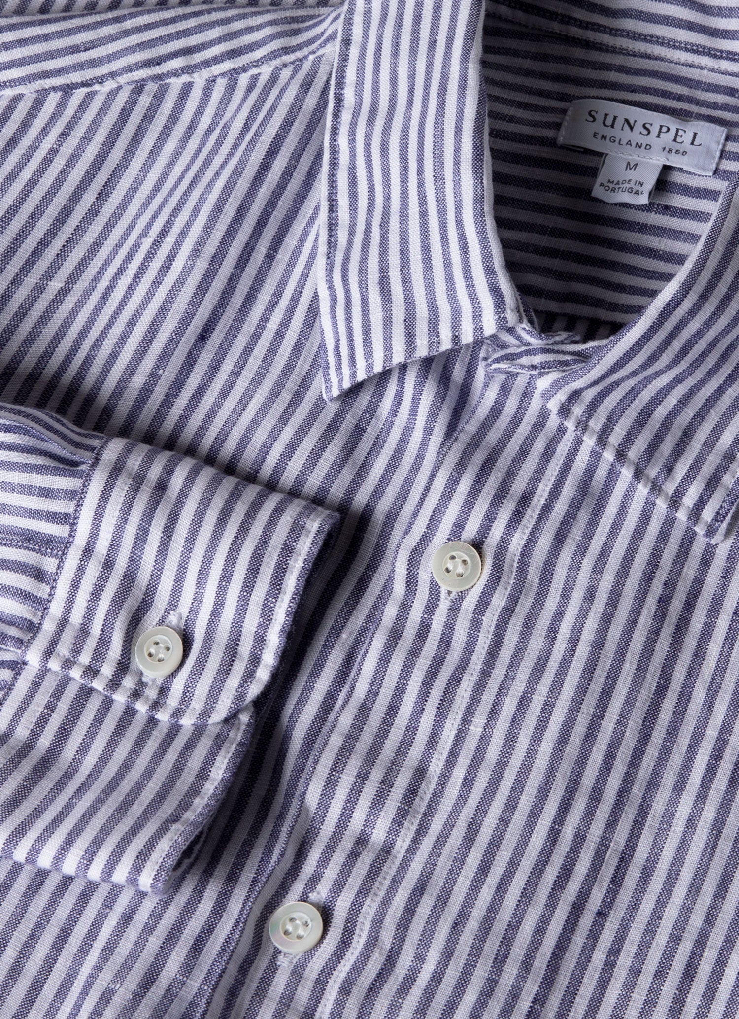 Men's Linen Shirt in Navy/White