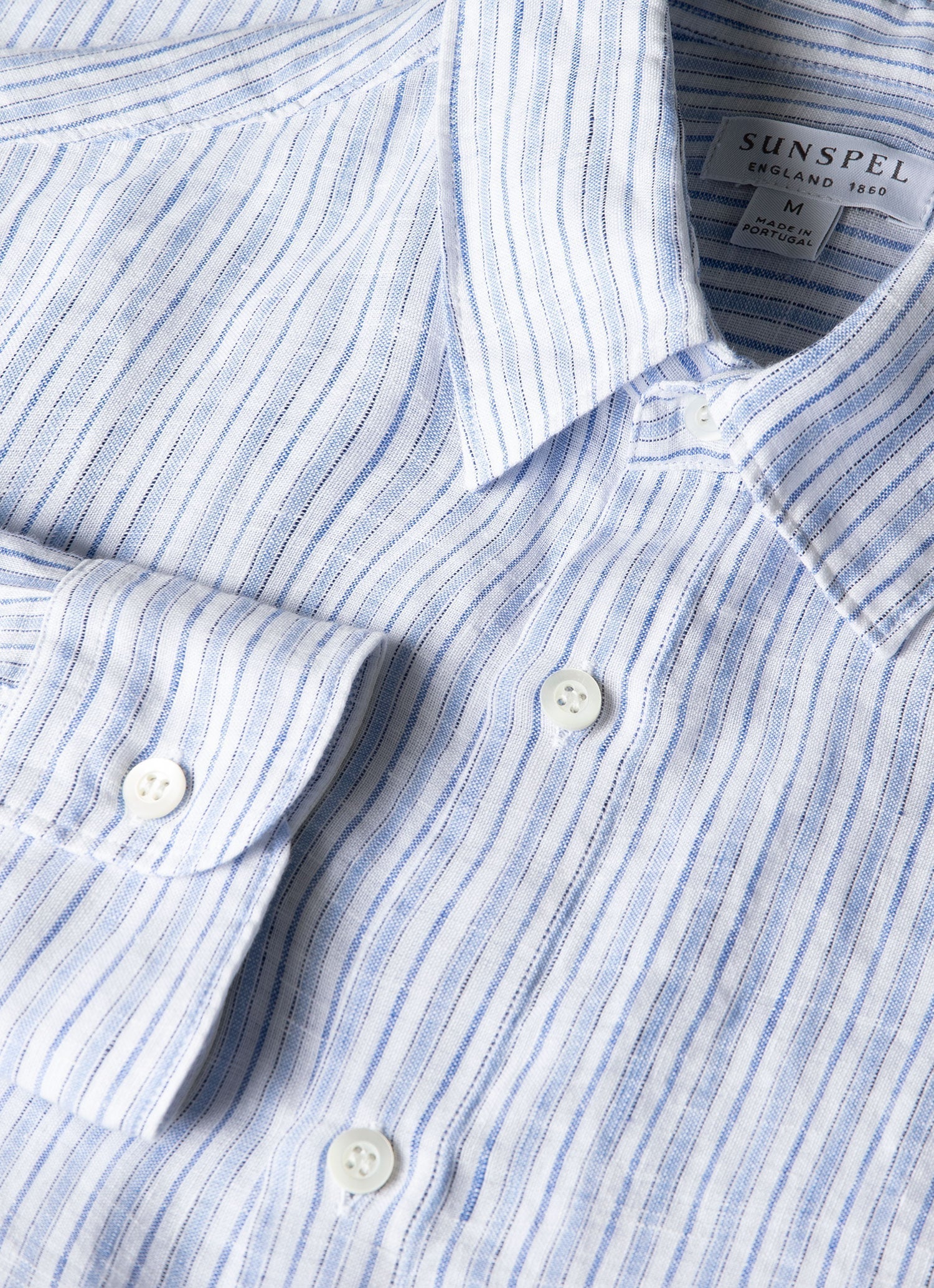 Men's Linen Shirt in Sky Blue/Navy