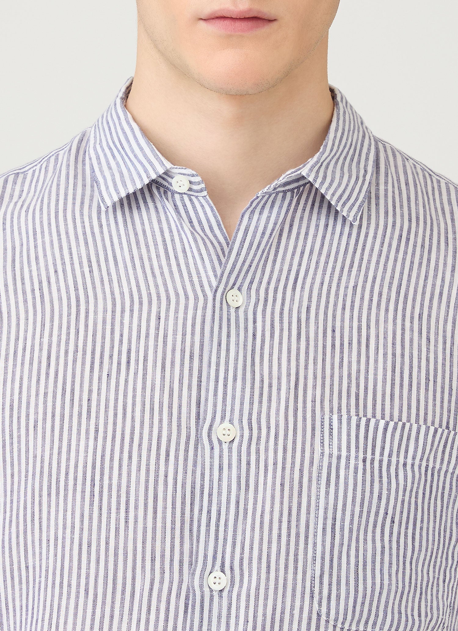 Men's Short Sleeve Linen Shirt in Navy/White Classic Stripe