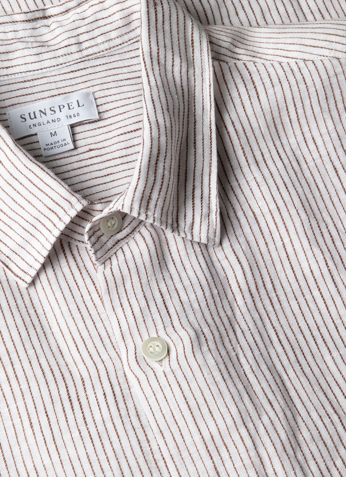 Men's Short Sleeve Linen Shirt in White/Dark Chocolate