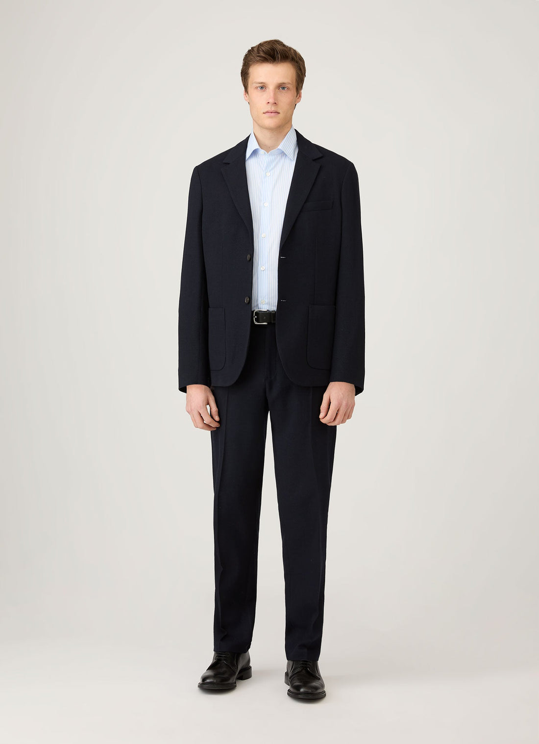 Men's Cutaway Collar Shirt in White/Light Blue