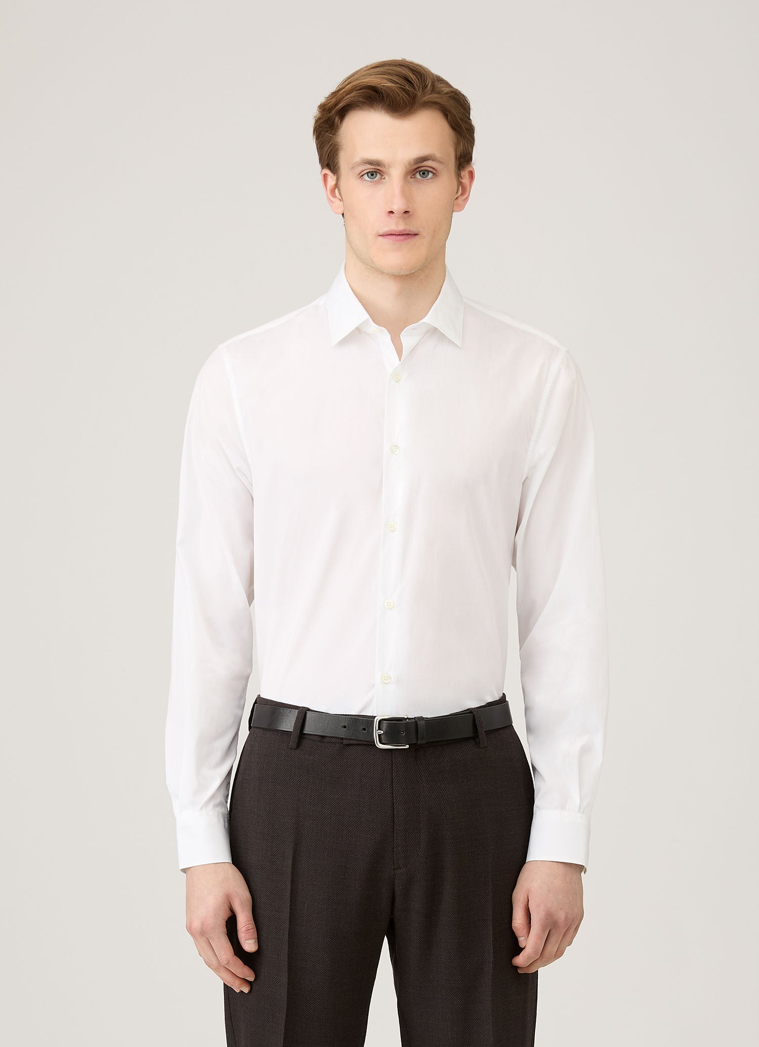 カットアウェイカラー シャツ（White）| Sunspel