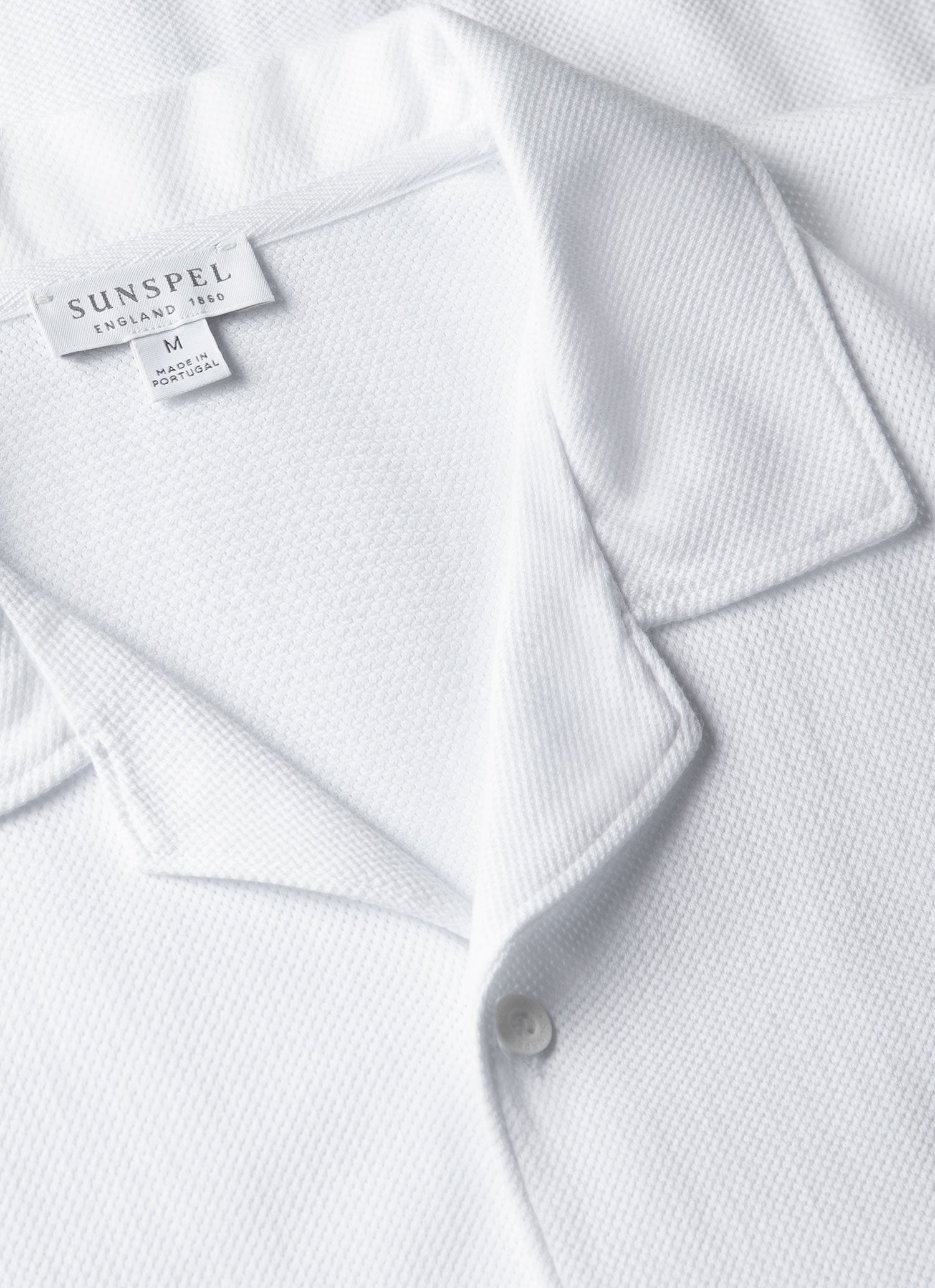 リヴィエラ キャンプカラー シャツ（White）| Sunspel