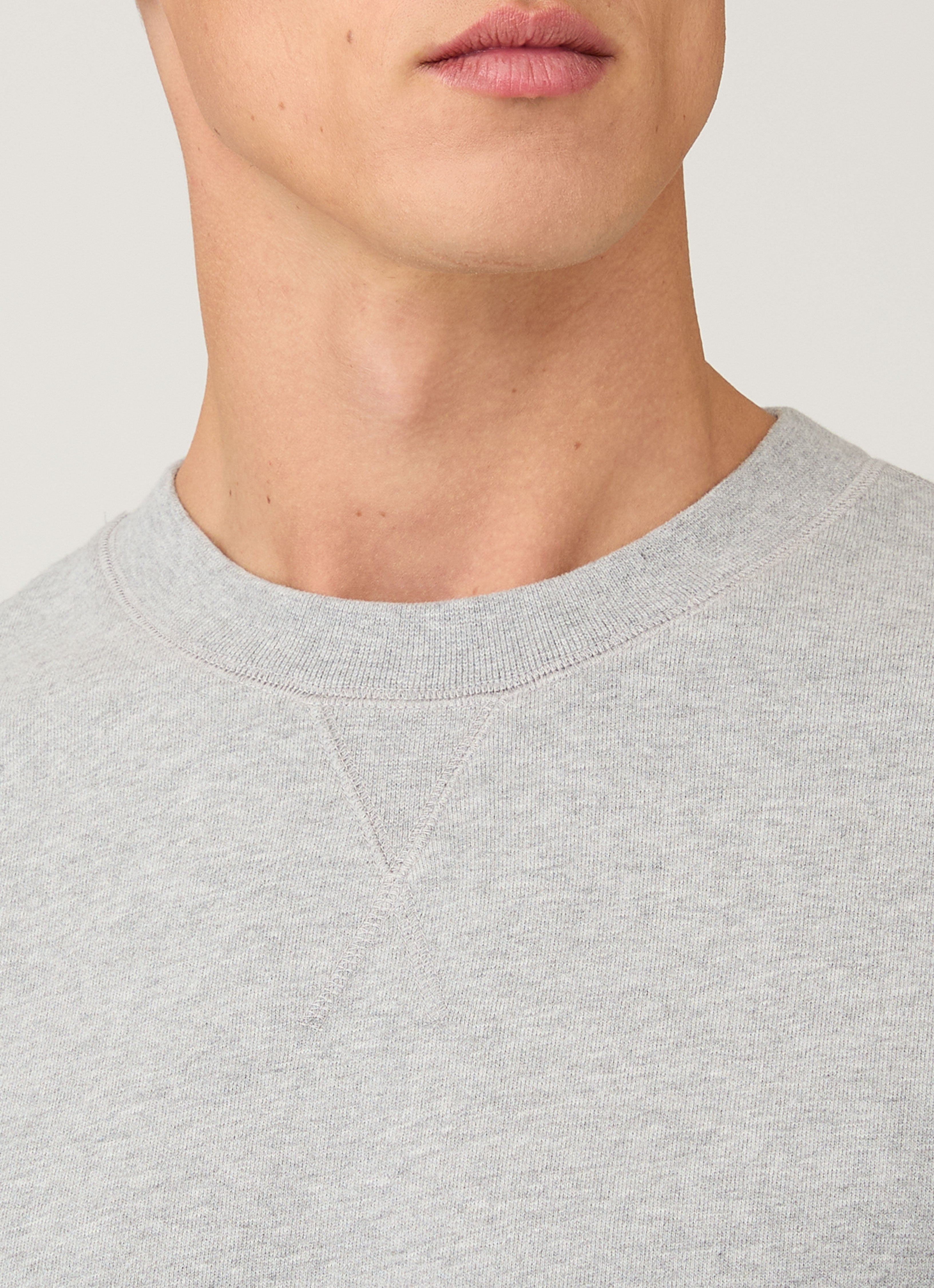 ループバックスウェットシャツ（Grey Melange）| Sunspel
