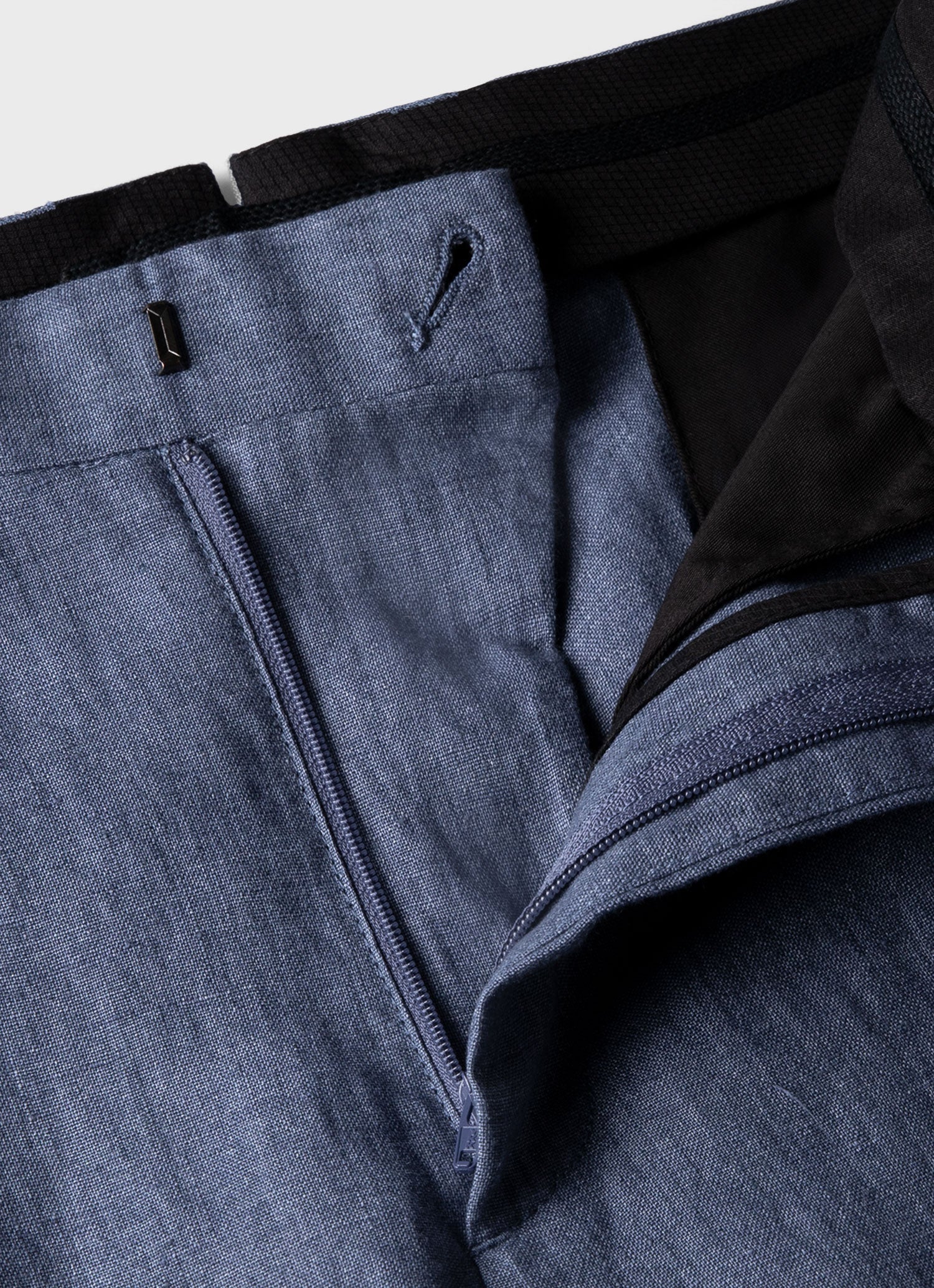 Men's Linen Two-Piece Suit in Soft Denim Melange