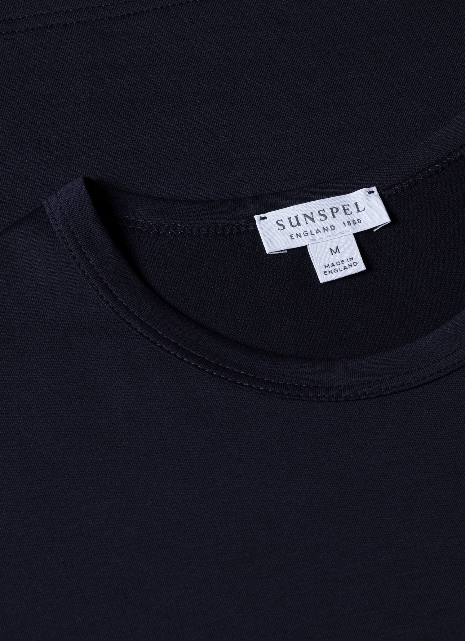 Men's Classic T-shirt in Navy