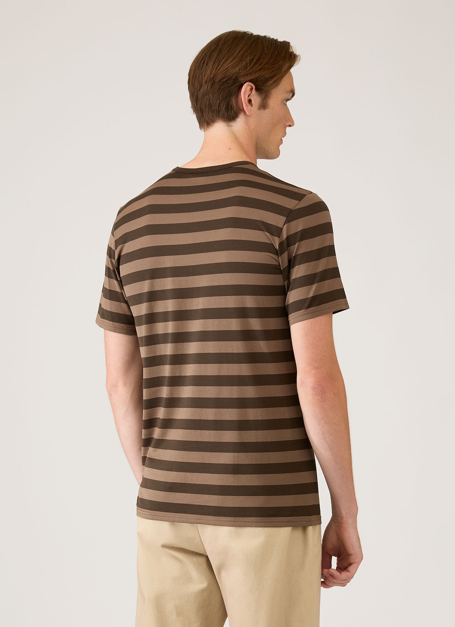 クラシック Tシャツ（Dark Cedar/Dark Chocolate）| Sunspel