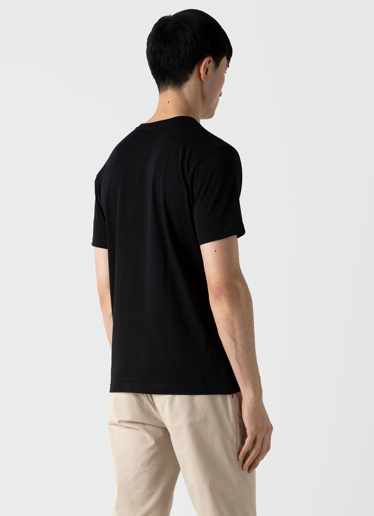 Men's Riviera V Neck T-shirt in Black