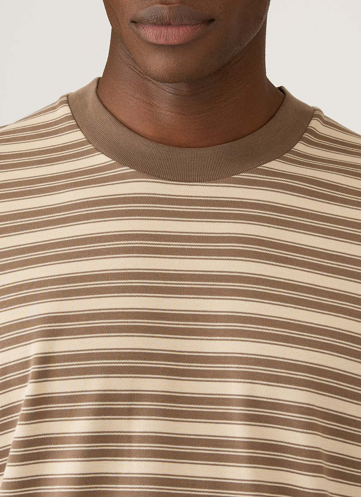 Men's Long Sleeve Heavyweight T-shirt in Hazelwood/Dark Cedar