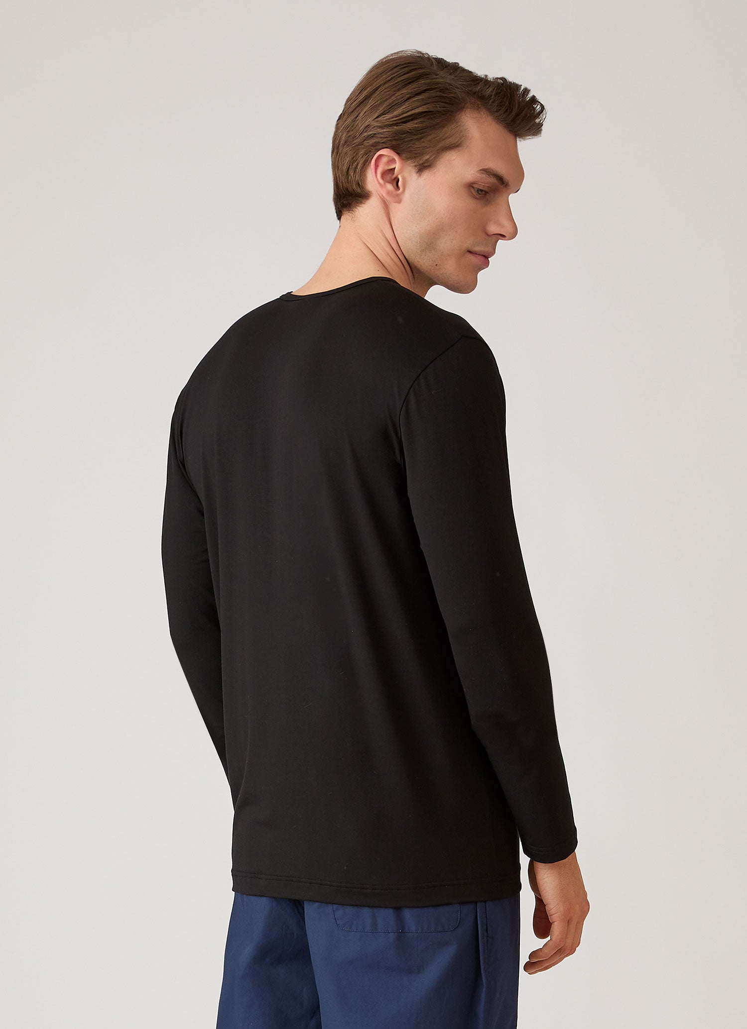 テンセル™ ロングスリーブTシャツ（Black）| Sunspel
