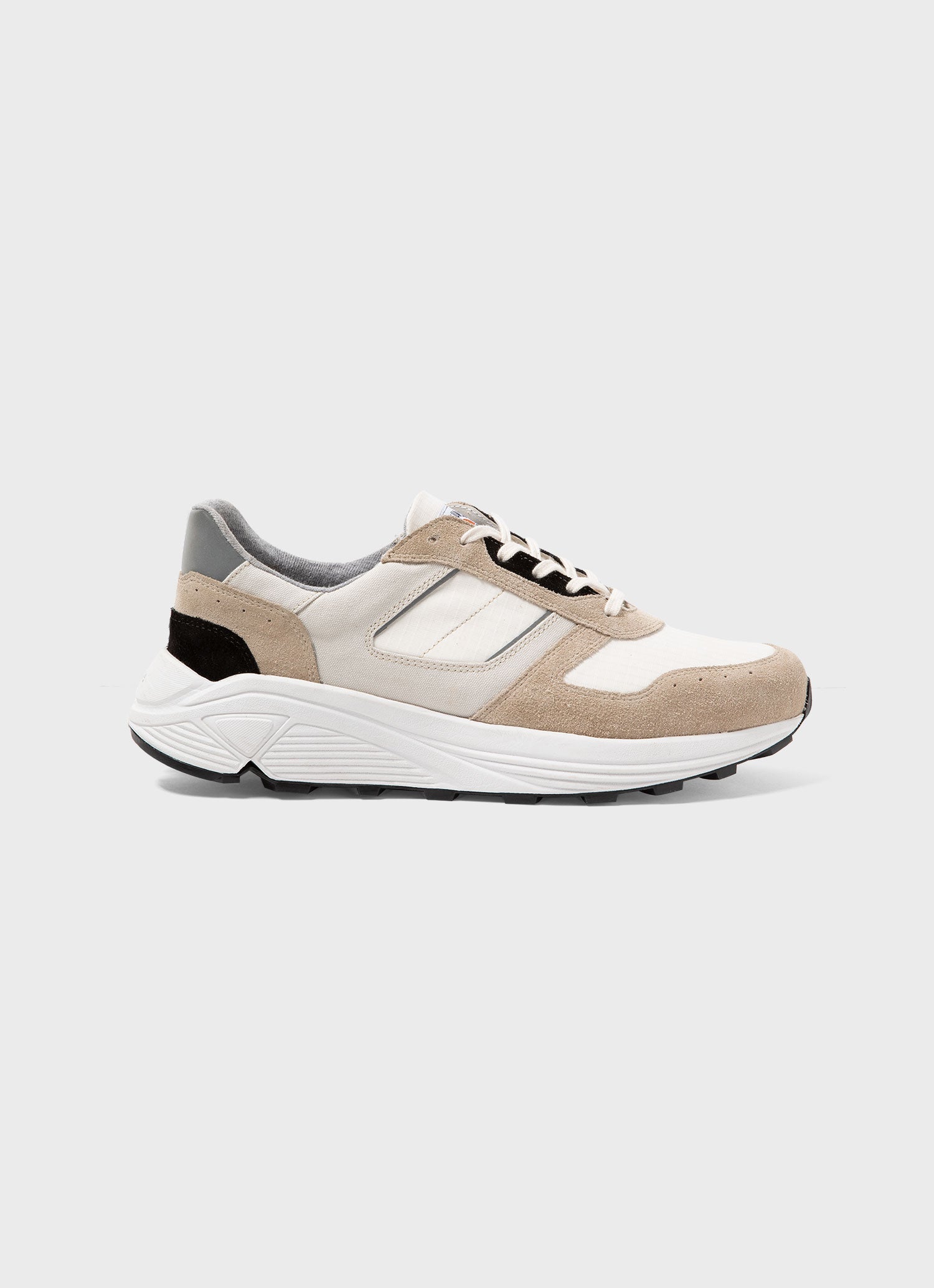 Sunspel x Nigel Cabourn スニーカー（Stone）| Sunspel