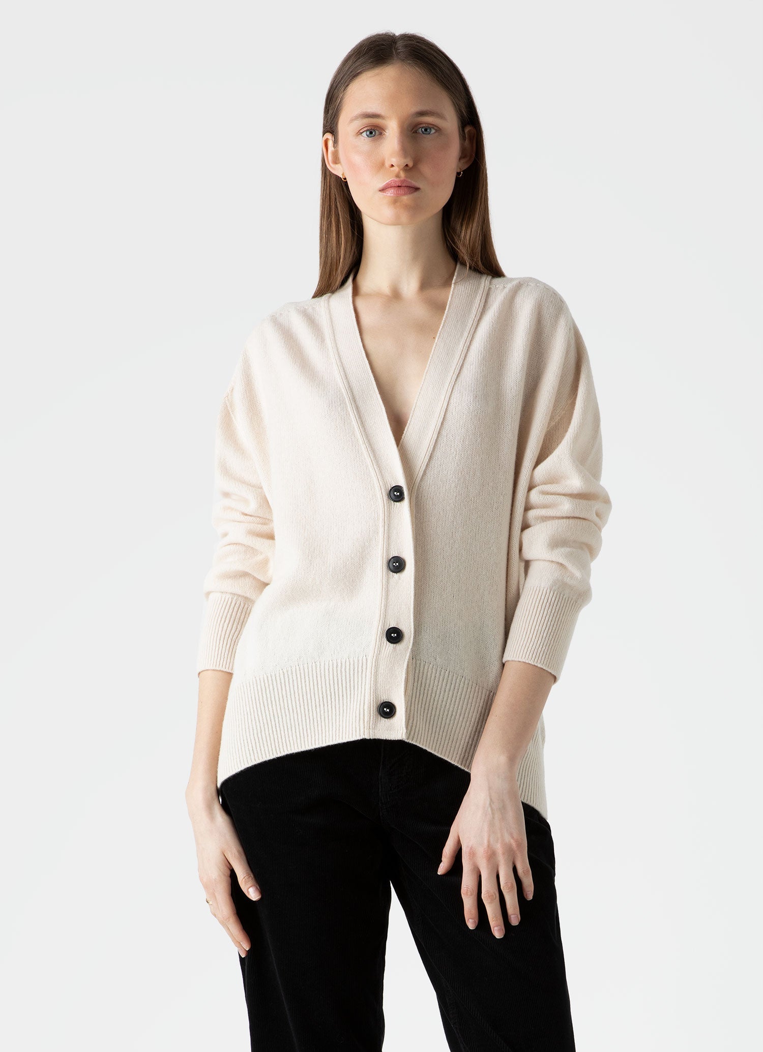 Women's Lambswool Cardigan in Ecru