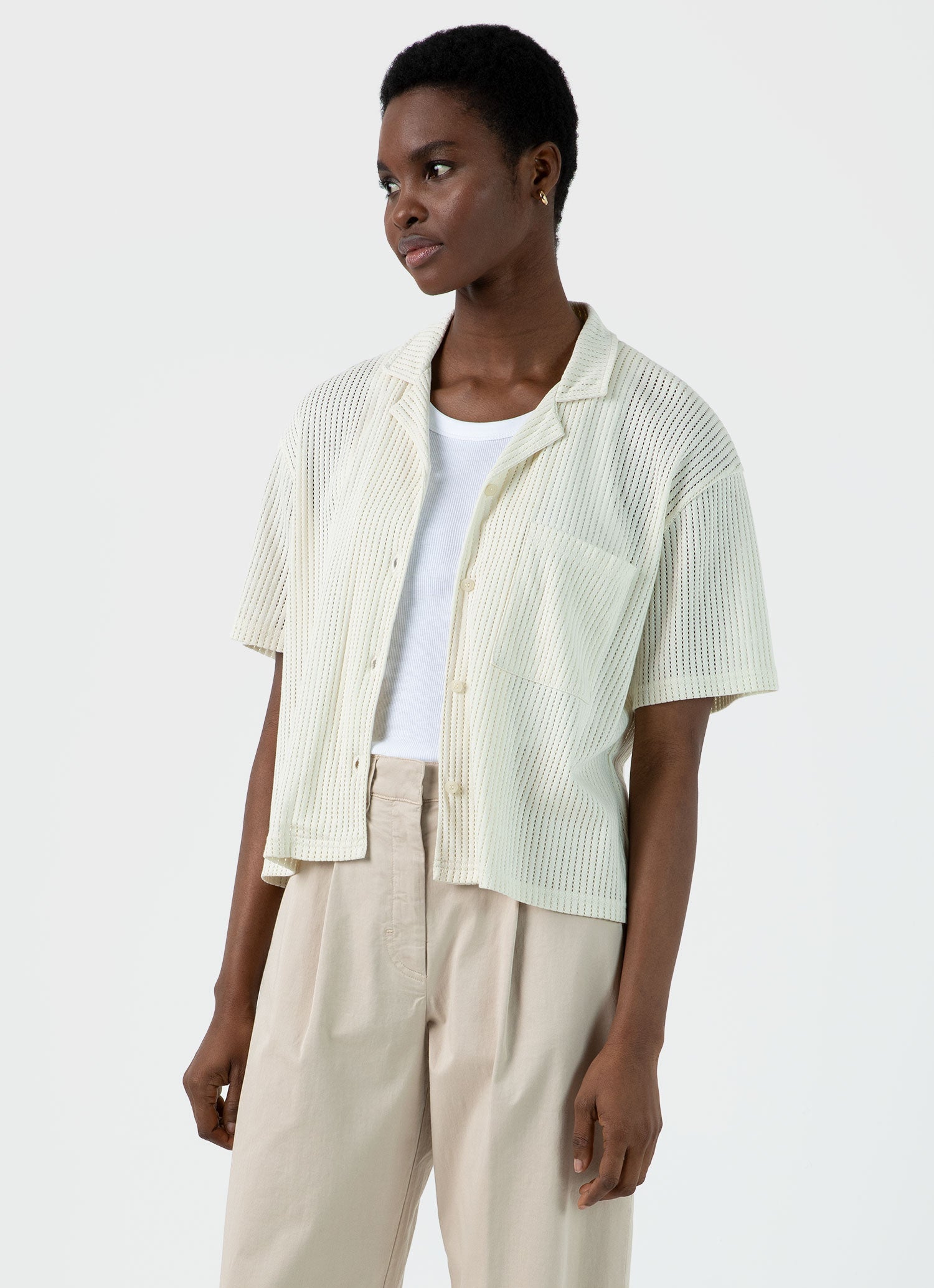 レースメッシュシャツ（Ecru）| Sunspel