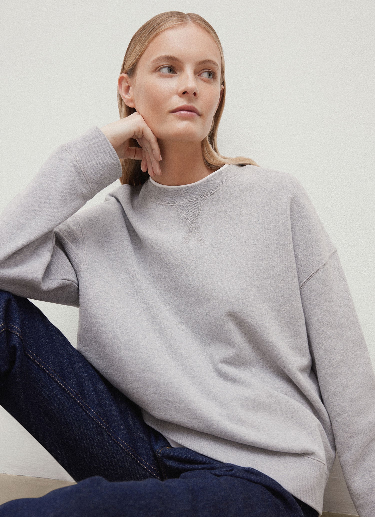 リラックスループバックスウェットシャツ （Grey Melange）| Sunspel