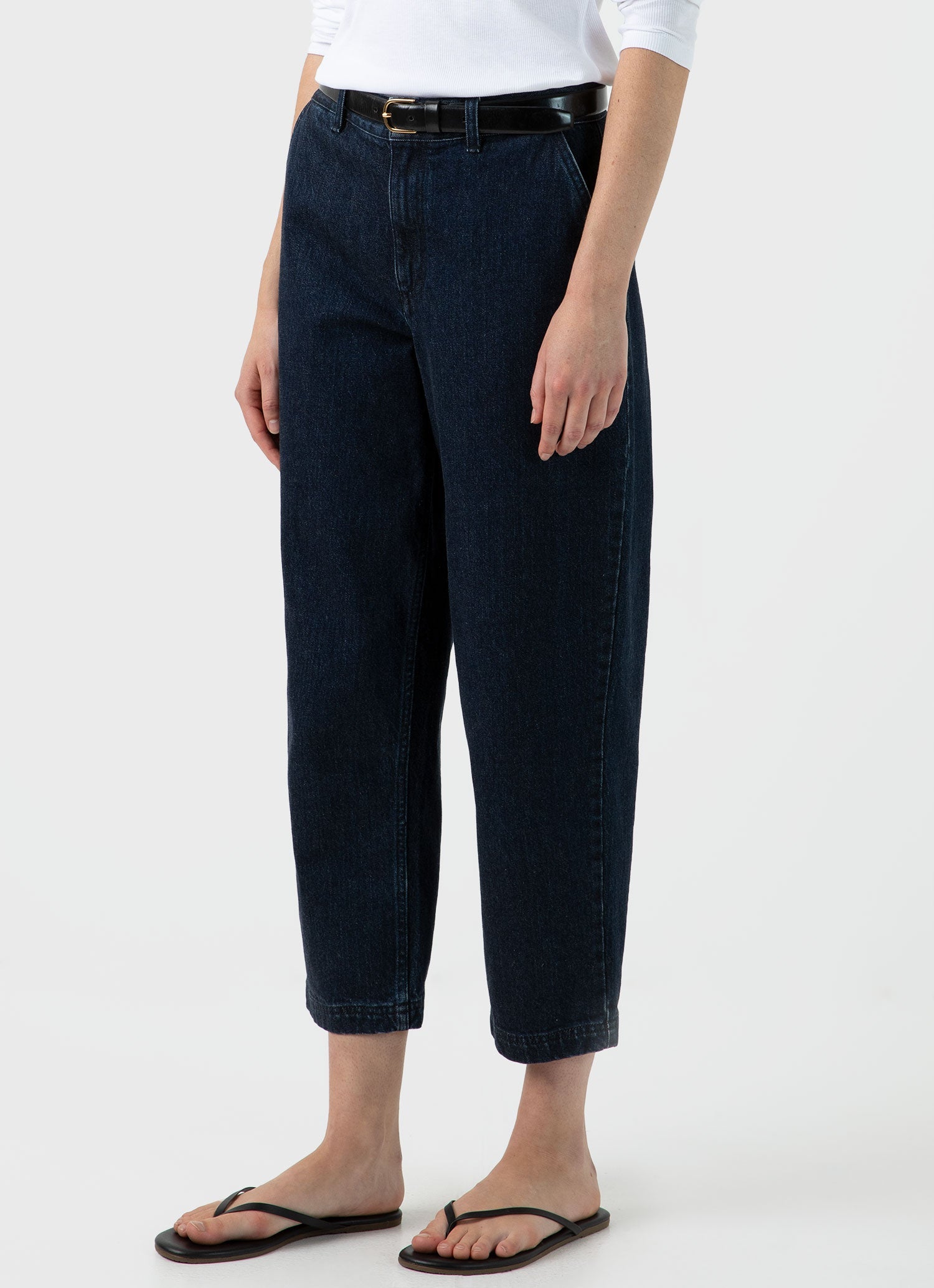 Women's Denim Tapered Trouser in Denim Rinse Wash