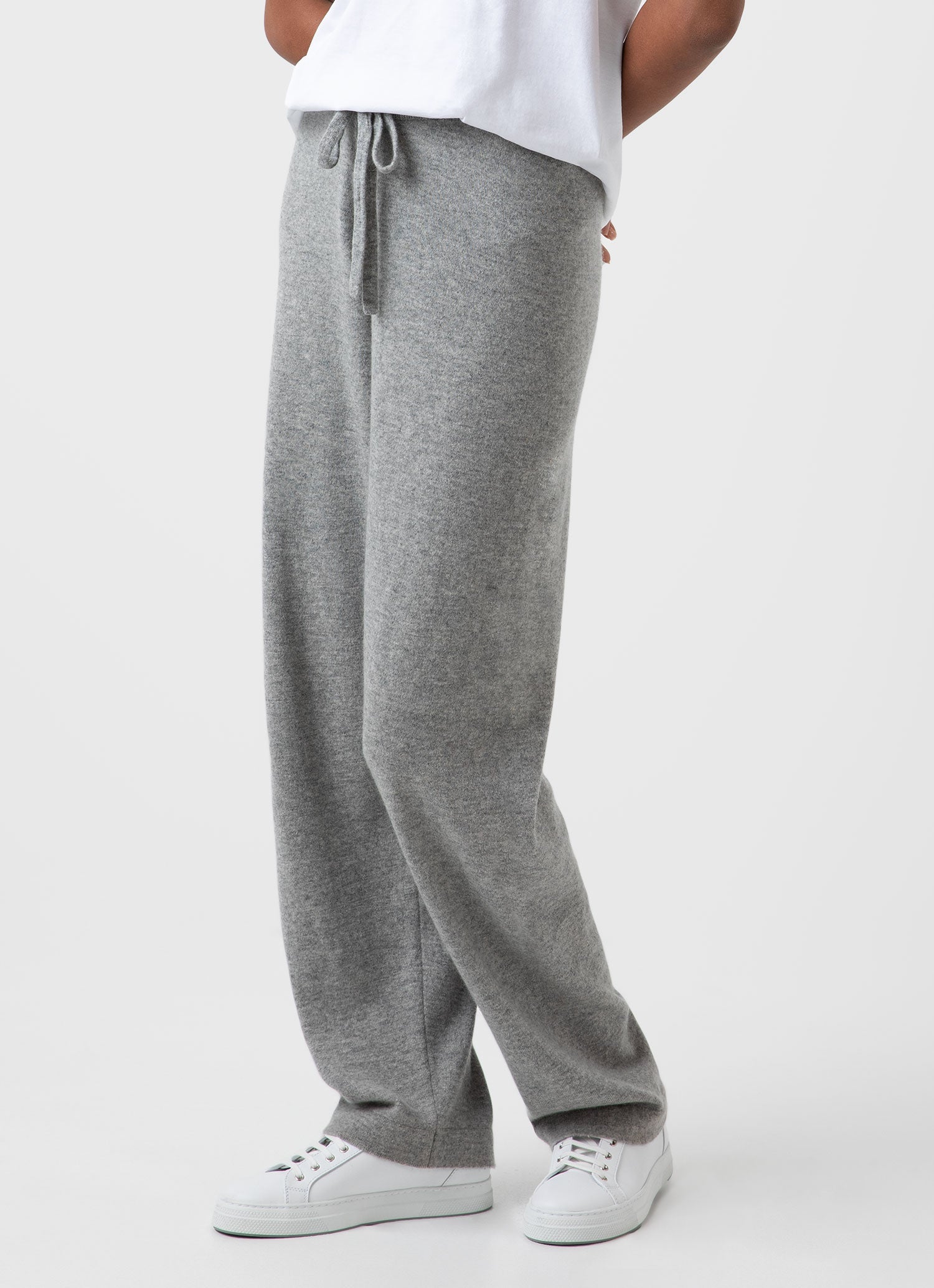 The Lady's Washable Cashmere Lounge Pants - Hammacher Schlemmer