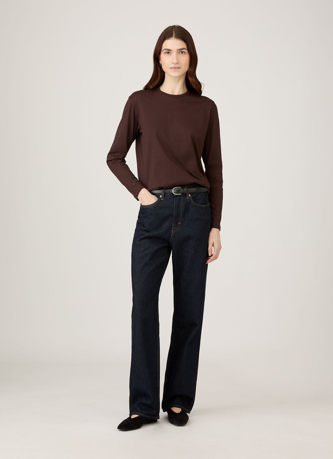 Women's Long Sleeve Boy Fit T-shirt in Truffle