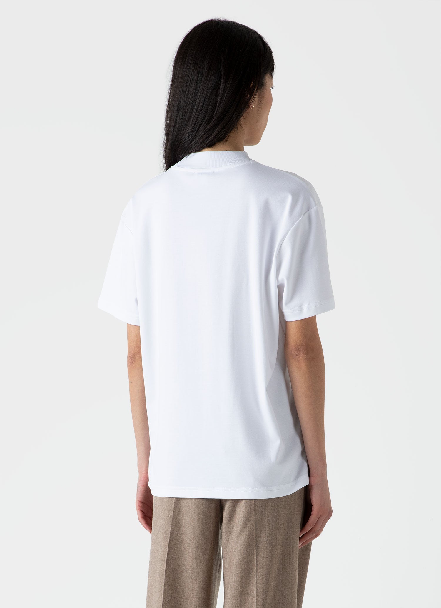 モックネック（ヘビーウェイト）Tシャツ（White）| Sunspel