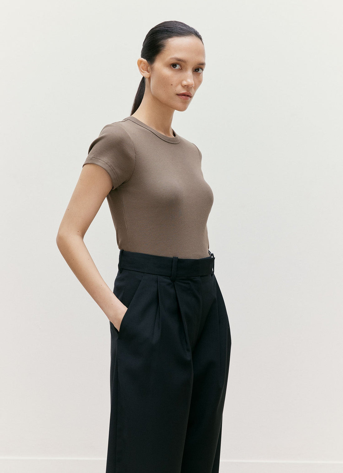 リブ Tシャツ
