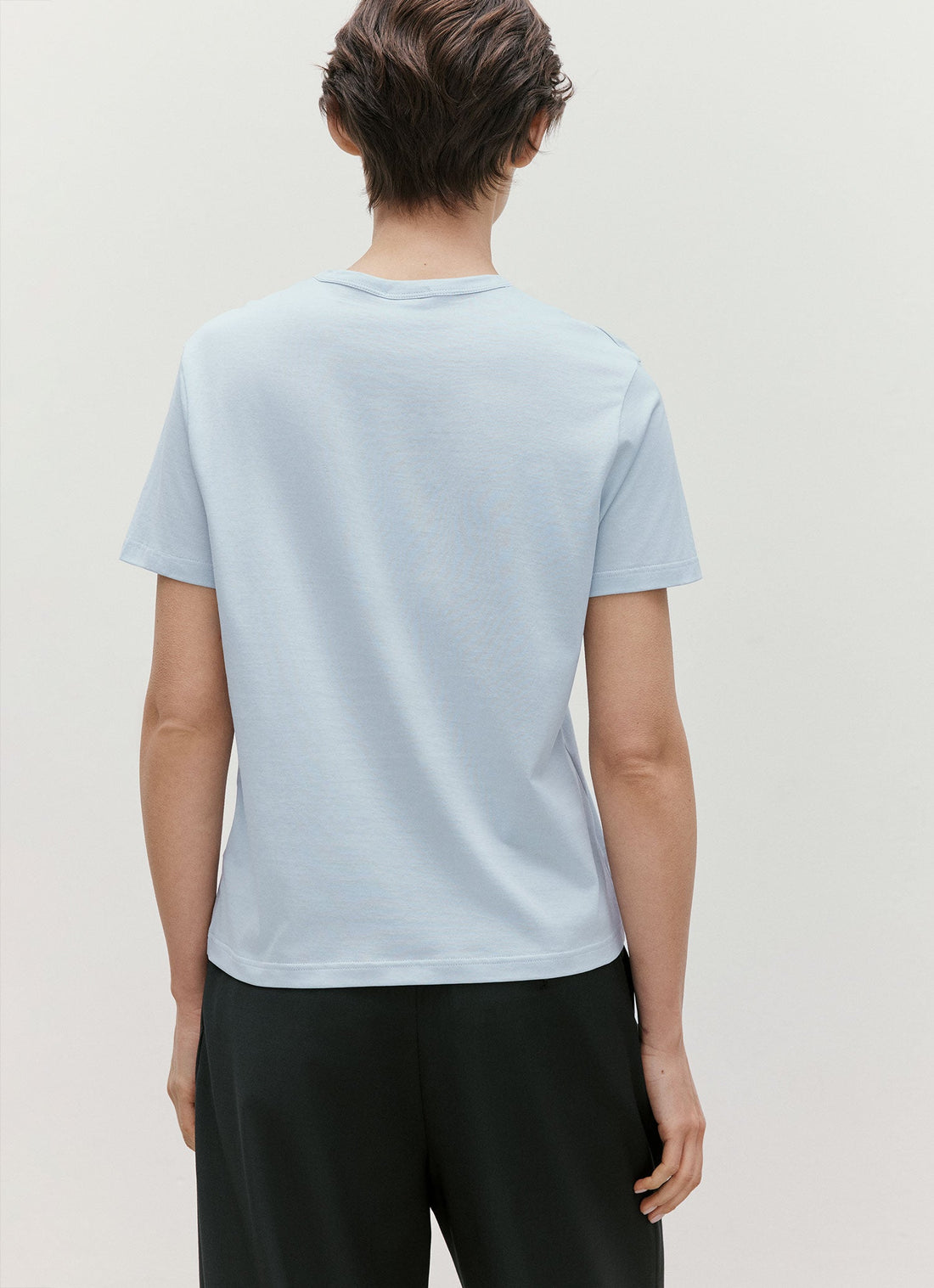 リラックスフィット Tシャツ