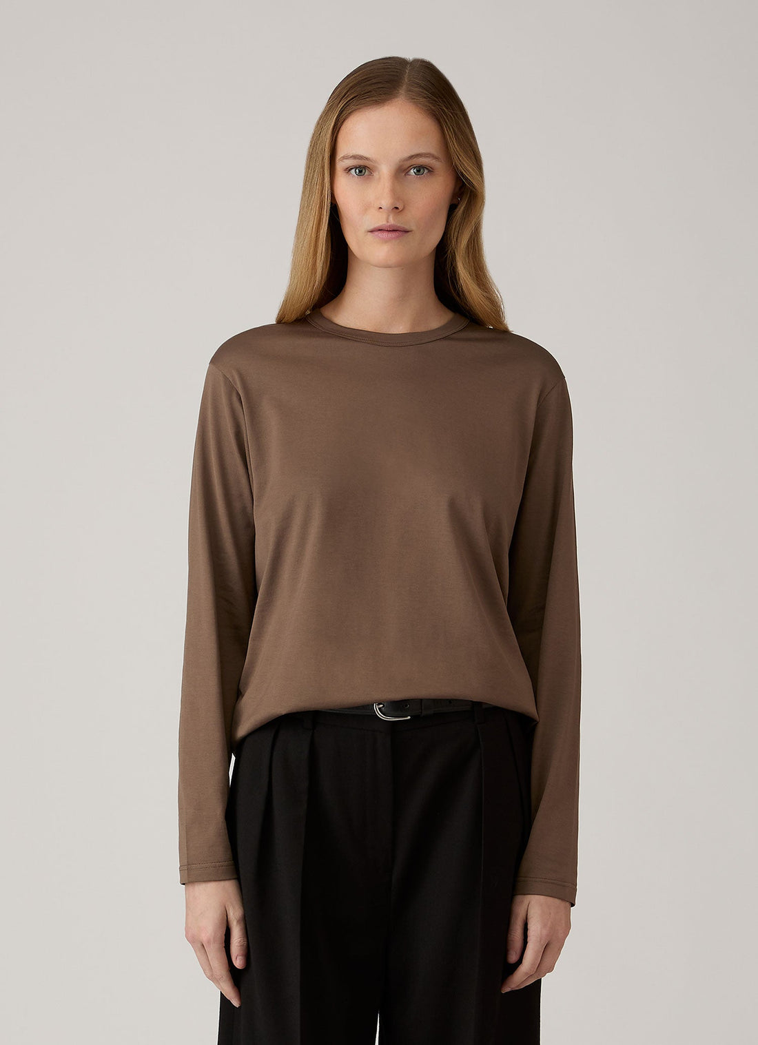 Women's Long Sleeve Everyday T-shirt in Dark Cedar