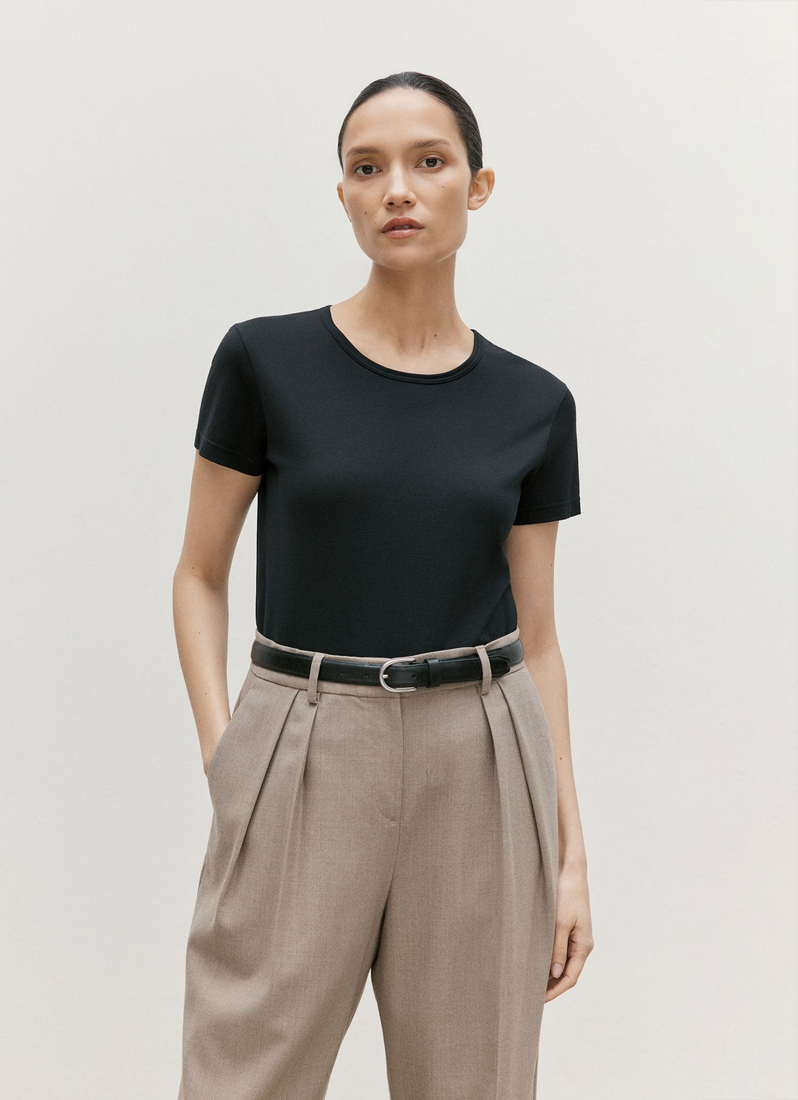 Women's Classic T-shirt in Black