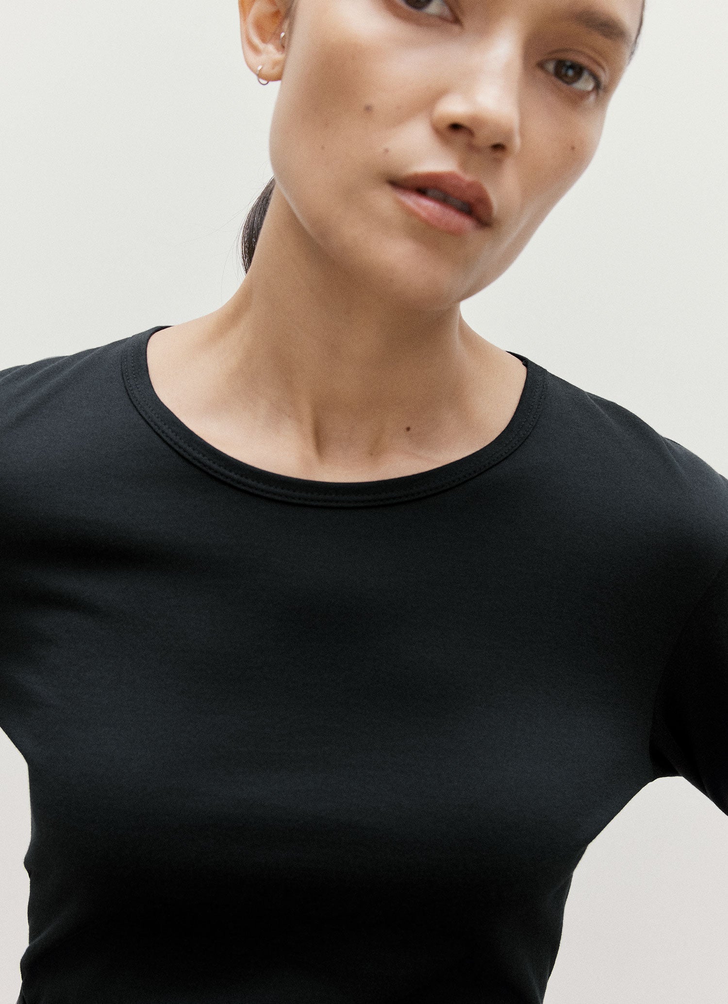 ロングスリーブ クラシック Tシャツ（Black）| Sunspel