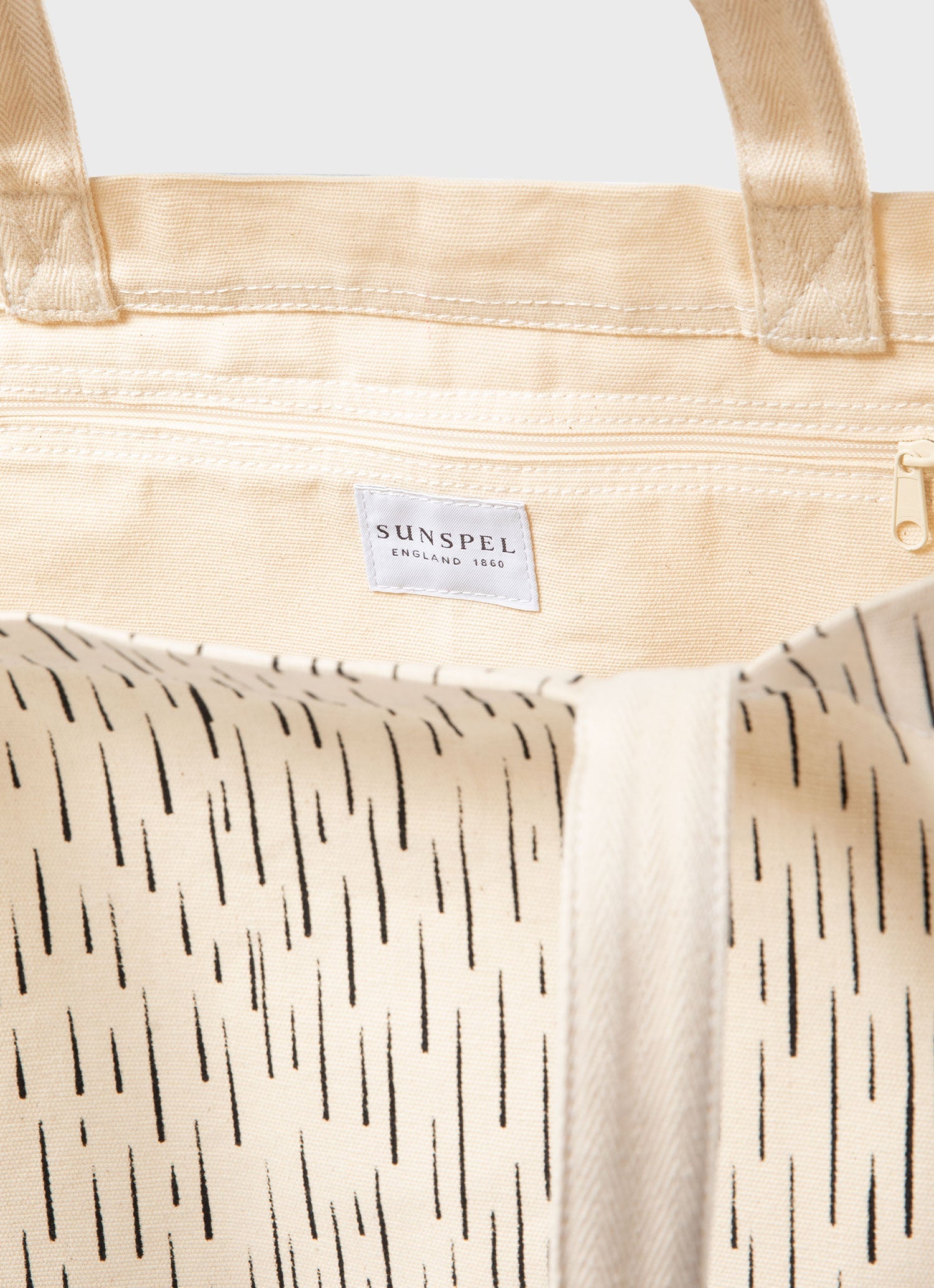 Matt Blease Tote Bag in Off White